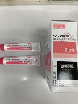 ヘパリン類似物質油性クリーム0.3%「ニプロ」